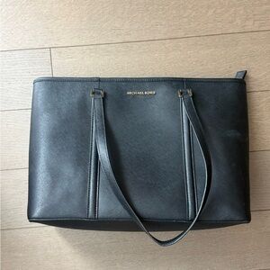 Michael Kors Classic Black Sady Tote